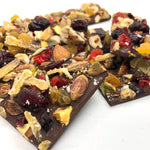 Corteza de chocolate amargo con nueces y frutas secas